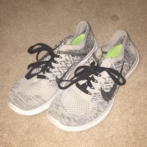 Nike Grey/Gray Free Flyknit 4.0 Size 9